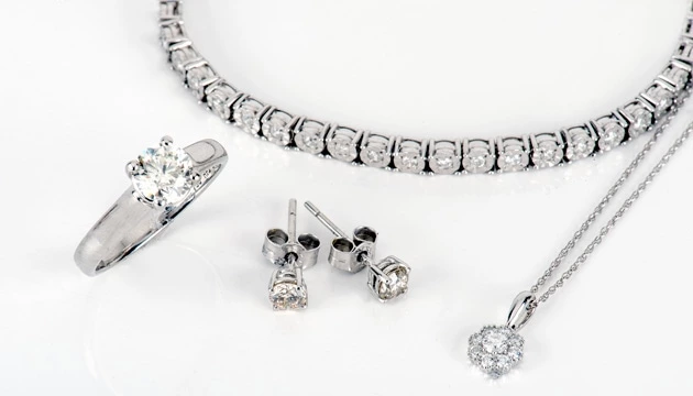 custom lab grown diamond jewelry