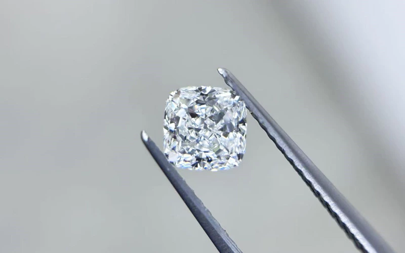 cushion cut loose diamond