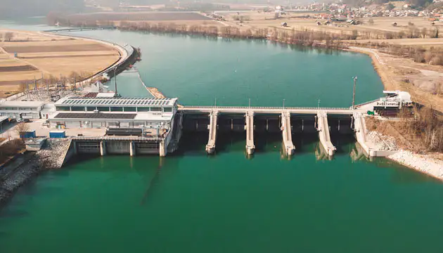 Xiaolangdi Hydropower: 5.5 billion kWh / year