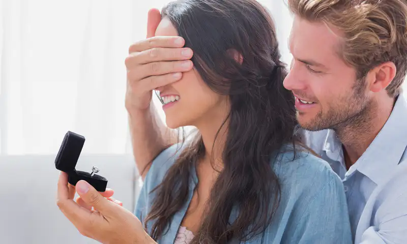 customer return images for lab diamond engagement ring